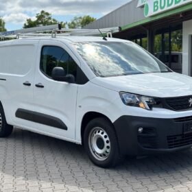 2019  Peugeot Partner Premium L2 Klima Sortimo 1 Hand
