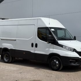 2020 Iveco Daily 35C18 3.0 L2H2 Airco Cruise Control 3,5 To